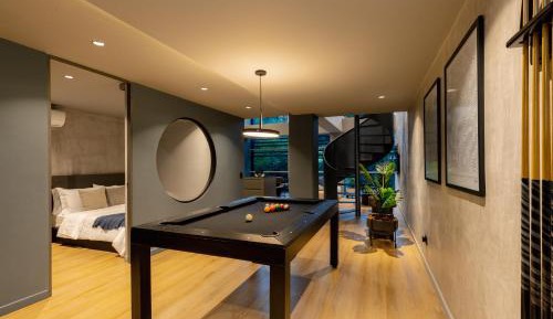 Three-Bedroom Superior Apartment