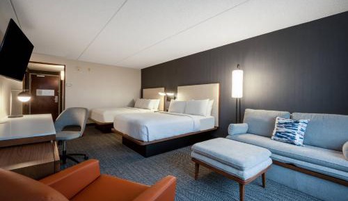 Superior Queen Room with Two Queen Beds