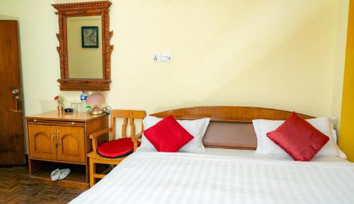 Deluxe Double or Twin Room with Balcony