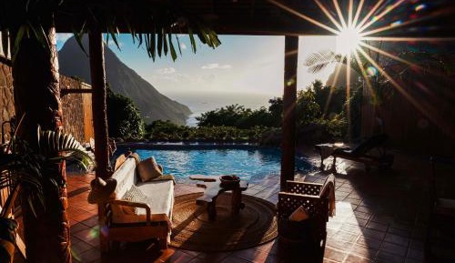 Suite at Paradise Ridge with heated pool