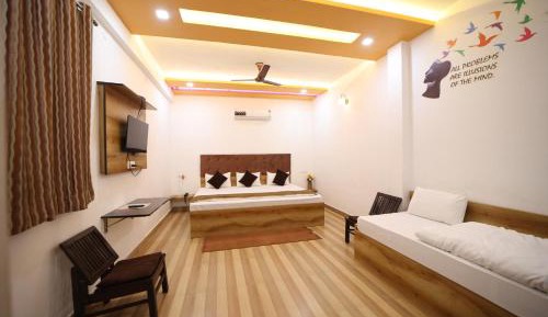 Deluxe Family Suite