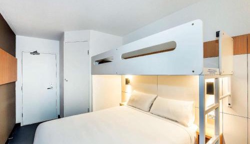 Queen Room with Single Bunk Bed