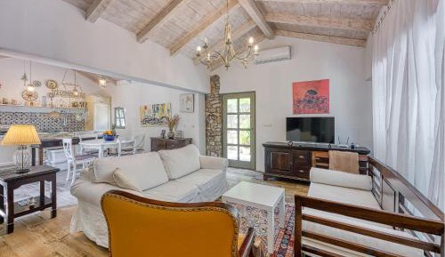 Two-Bedroom Holiday Home