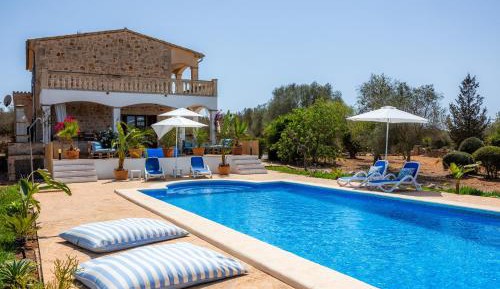 Villa with Garden View