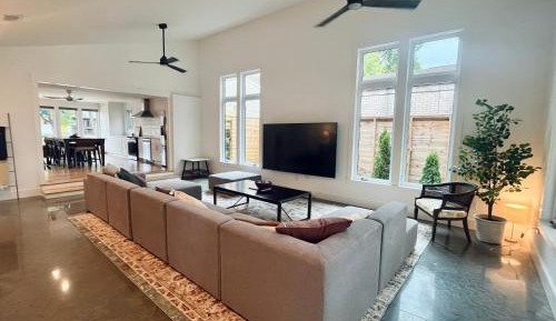 Four-Bedroom Holiday Home