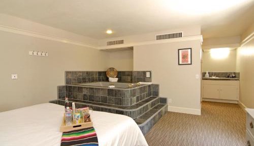 King Suite with Spa Bath