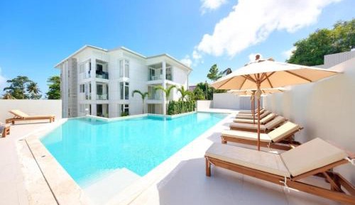 One-Bedroom Deluxe Apartment