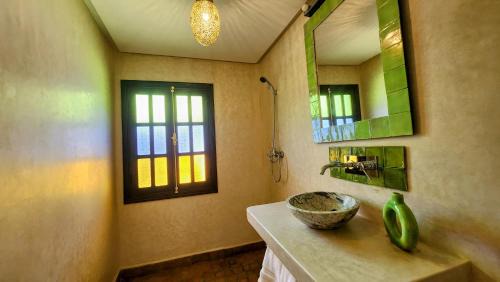 Deluxe Double Room with Shower