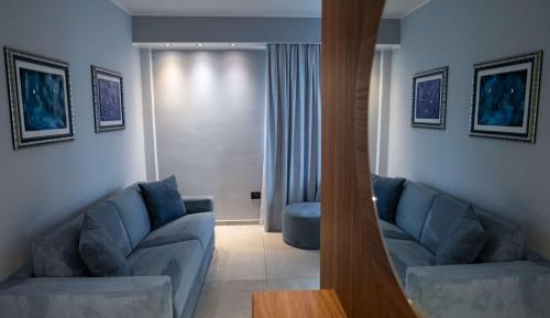 Queen Suite with Sofa Bed and Private Garden - Non-Smoking