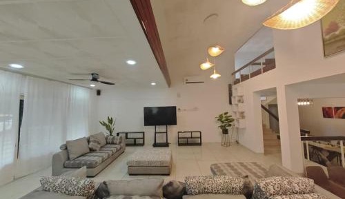 Deluxe Villa