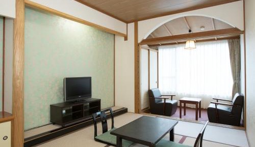 Japanese-Style Room