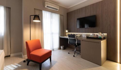 Deluxe Double or Twin Room