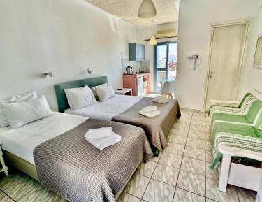 Studio Apartment with Sea View