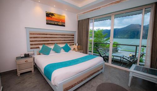 Double Room with Lake View