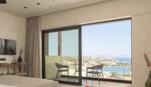 Superior Open Plan Apartment with Sea View
