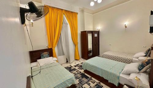 Triple Room with City View