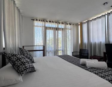 King Room with Garden View