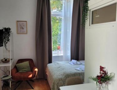 One-Bedroom Apartment with Balcony and Mountain View  