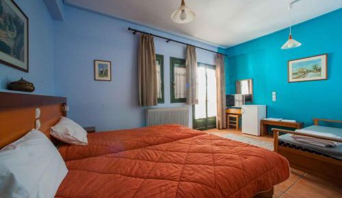 Triple Room with Mountain View