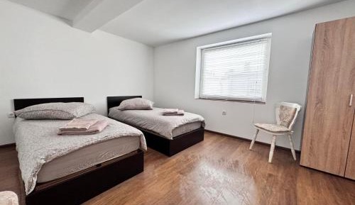 Twin Room with Shared Toilet