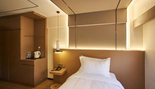 Deluxe Single Room