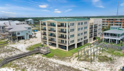 Two-Bedroom Apartment with Ocean View