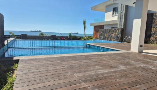 Three-Bedroom Apartment with Ocean View