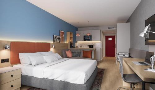 Superior King Studio with Sofa Bed and Balcony