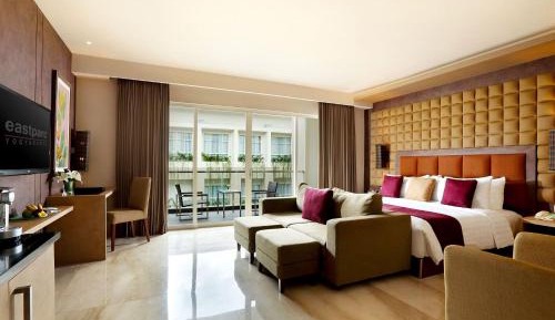 Junior Suite with Balcony