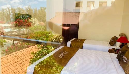 Triple Room with Garden View