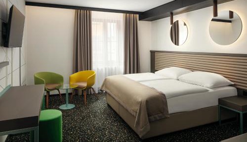 Superior King Room