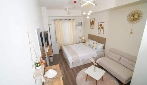 Studio with Sofa Bed
