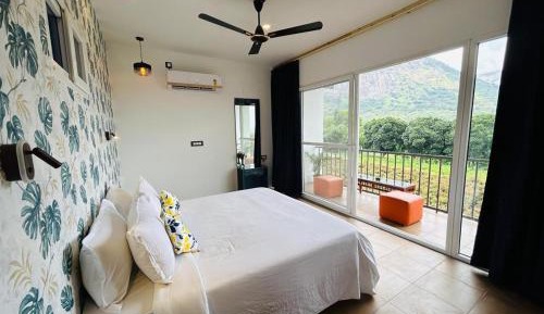 Junior Suite with Mountain View