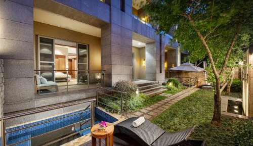 1 King One-Bedroom Suite Private Hot Spring