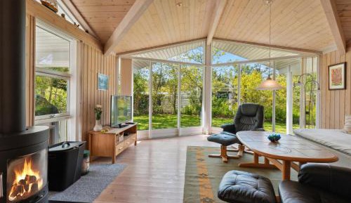 Three-Bedroom Holiday Home 
