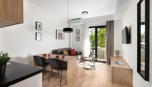 One-Bedroom Apartment