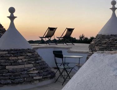 Studio Apartment with King Bed