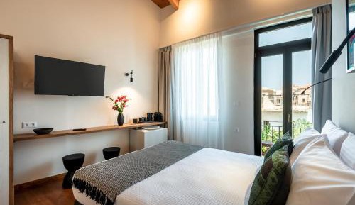 Double Room with Balcony 2nd Floor