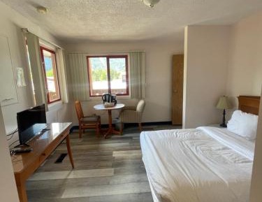 Double Room with Mountain View