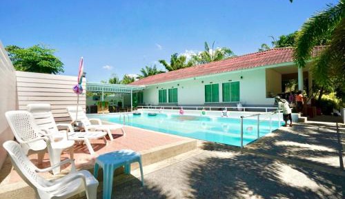 Double Room with Pool View