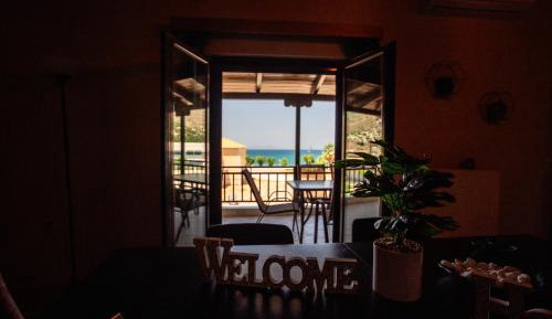 Two-Bedroom Deluxe Apartment with Ocean View