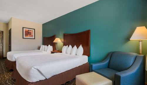 Queen Room with Two Queen Beds - Non-Smoking