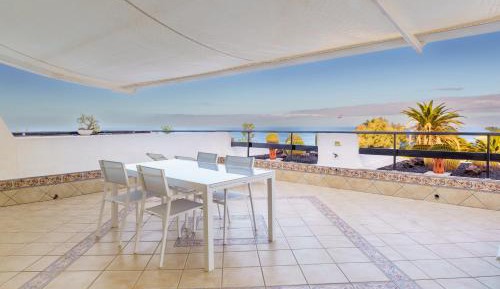 Apartment with Sea View