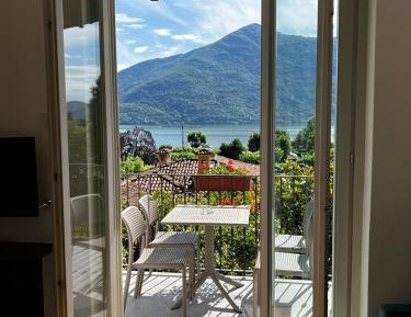 Superior One-Bedroom Apartment with Balcony