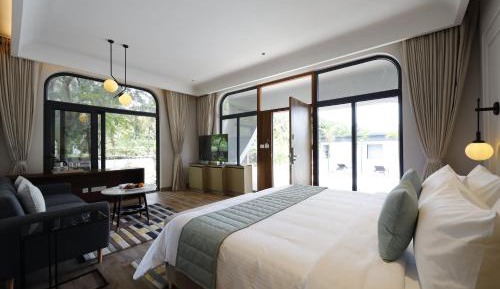 King Room with Garden View