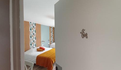 Comfort Triple Room with Shower