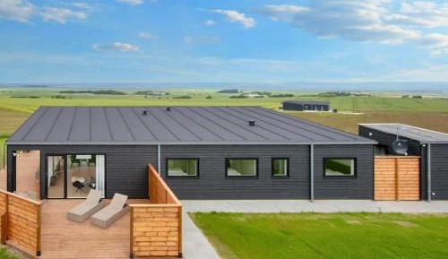 Four-Bedroom Holiday Home