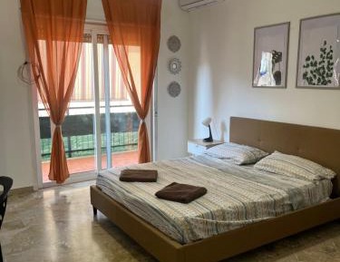 Apartment With Shared Bathroom