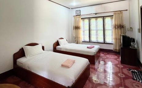 Twin Room with Private Bathroom