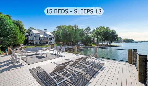 Four-Bedroom Holiday Home